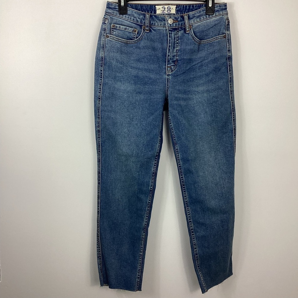 We The Free Crvy High Rise Vintage Straight Jeans Size 28